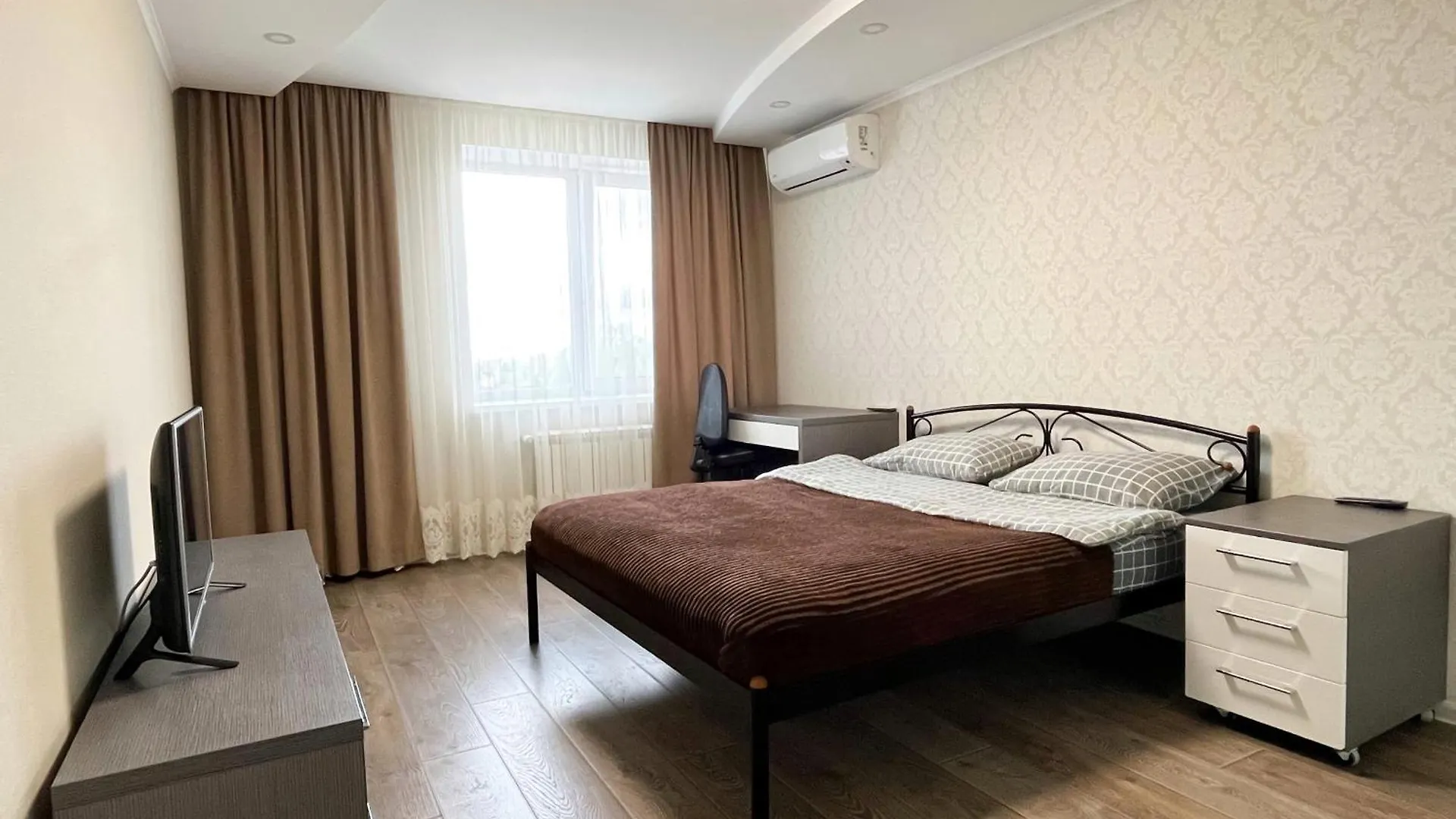 Апартаменты 0147 New Flat Near Airport Zhulyany Sofievskaya Borshchagovka Киев